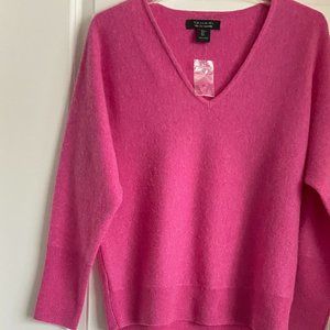NWT TAHARI 100% 2- PLY CASHMERE Sweater Whole cut Sleeve V- Neck Dark Pink LRG
